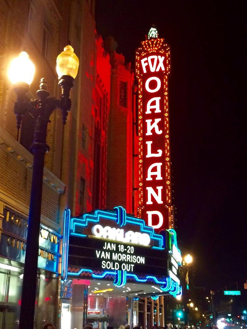 Here we go!!! Hope it's a good show.