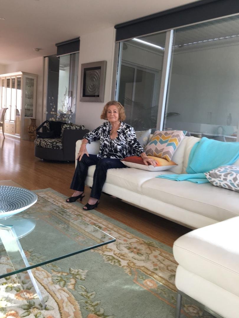 Edith Chaves' album, Mobile Uploads