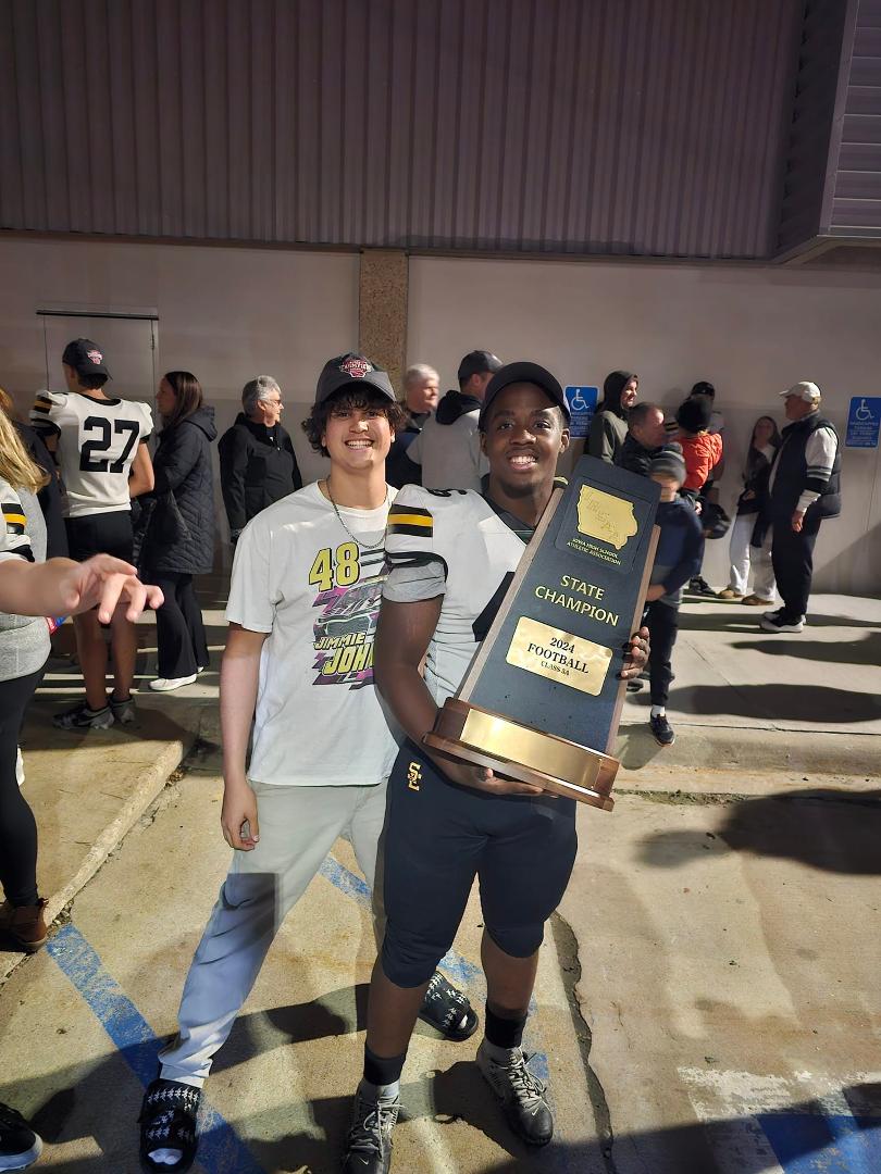 Dontay Davis' album, Mobile uploads