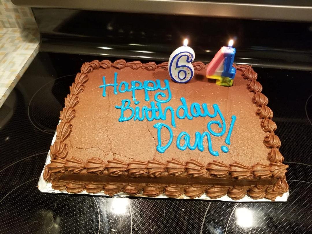 Thank you Charlotte's Bakery in Riverton for making this delicious cake
It's our family secret recipe and you nailed it
5 gold stars
🌝🌝🌝🌝🌝
