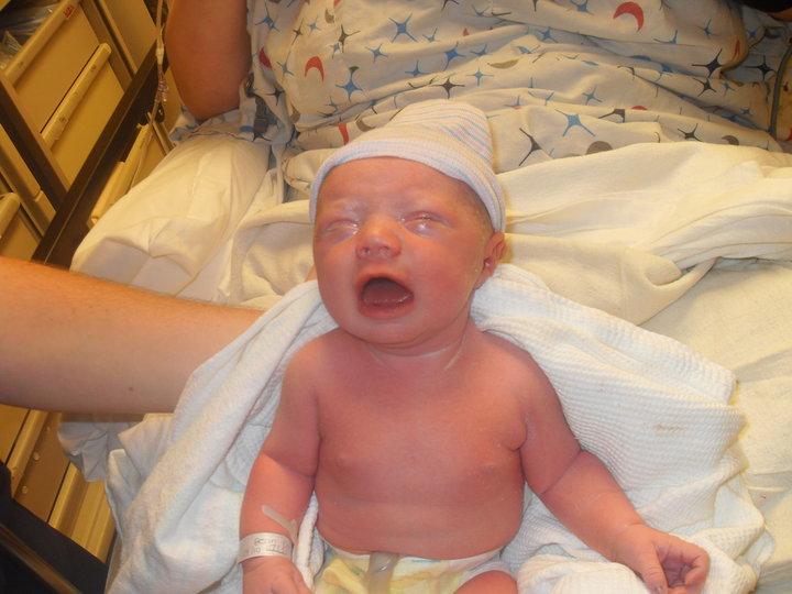 It's a girl!!
Samantha Kim Bean 6lbs 11oz, 20'' 7:50am July 24, 2010