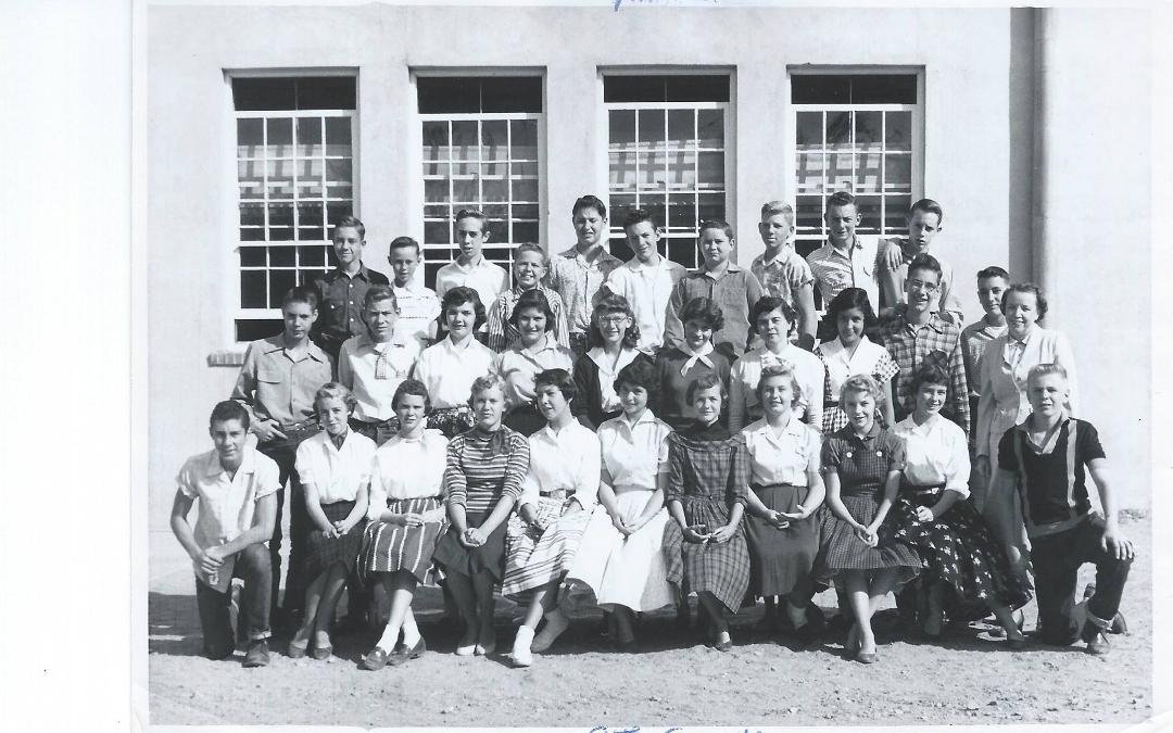 Harrington Junior High 9th Grade class photo in 1957. Signatures on back include John Edwards, Tommy Park, Sandra Abraham, Clarence Bowlds, Dick Everett, Suzie Clark, Perry Mannon, Wayne Lizer, Merry Alice Glenn, Davdi Utz,