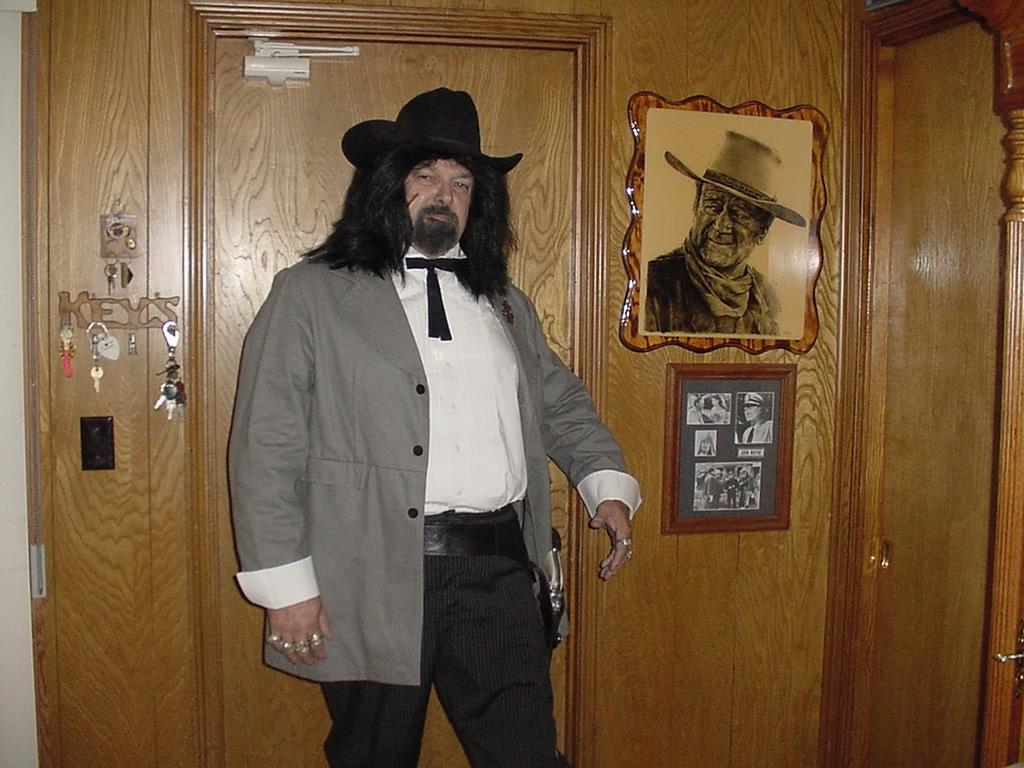 I am starting to get a little excited about the cruise.  i was pissed when I fond out we were not dressing formal.  John I have my jacket.