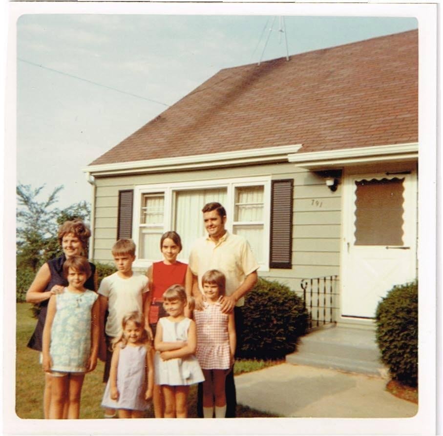 Uncle Ron & Aunt Judy Wiskur w/Chris, Joe, Cindy, Jill, Carrie & Cathy  late 60's