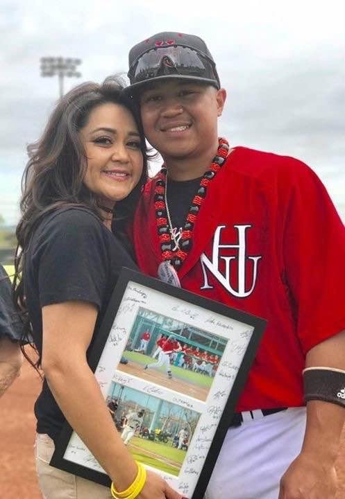 Mother Rachel & son Jordan Zaragoza supporting her son last game 2017😍😍