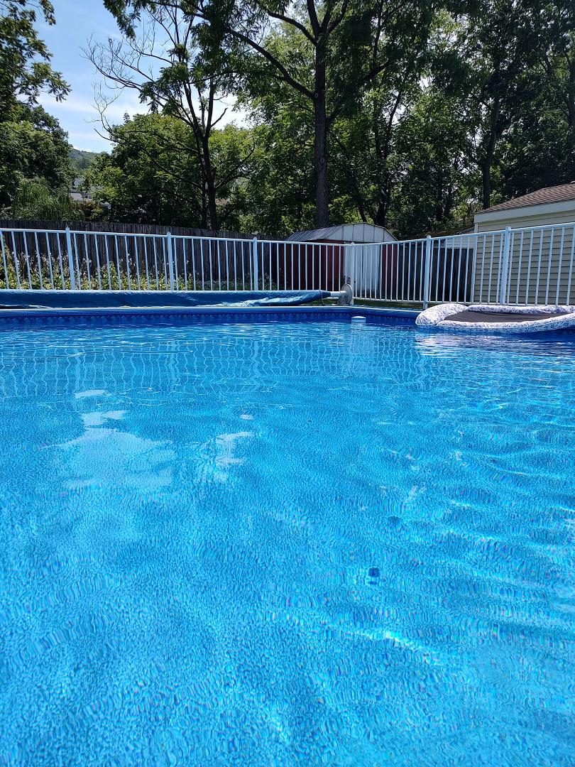 Pools open come join me !