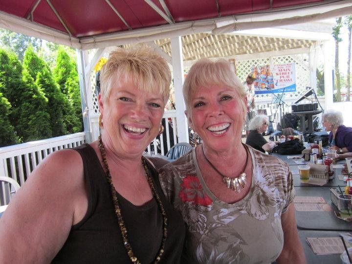 Vikki Solomon's album, Aug. birthdays at Lindy's  2010