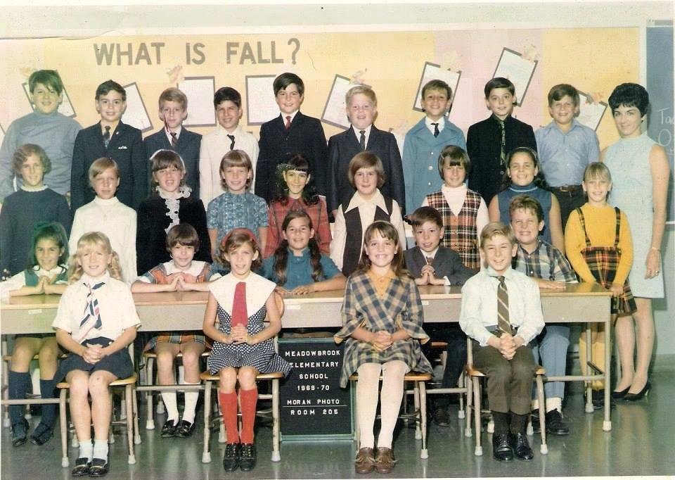 THIS WAS MY 4TH GRADE CLASS PICTURE. LOOK AT IT VERY CAREFULLY. THERE'S SOMETHING DIFFERENT ABOUT ME IN THIS PICTURE. WHAT IS IT?