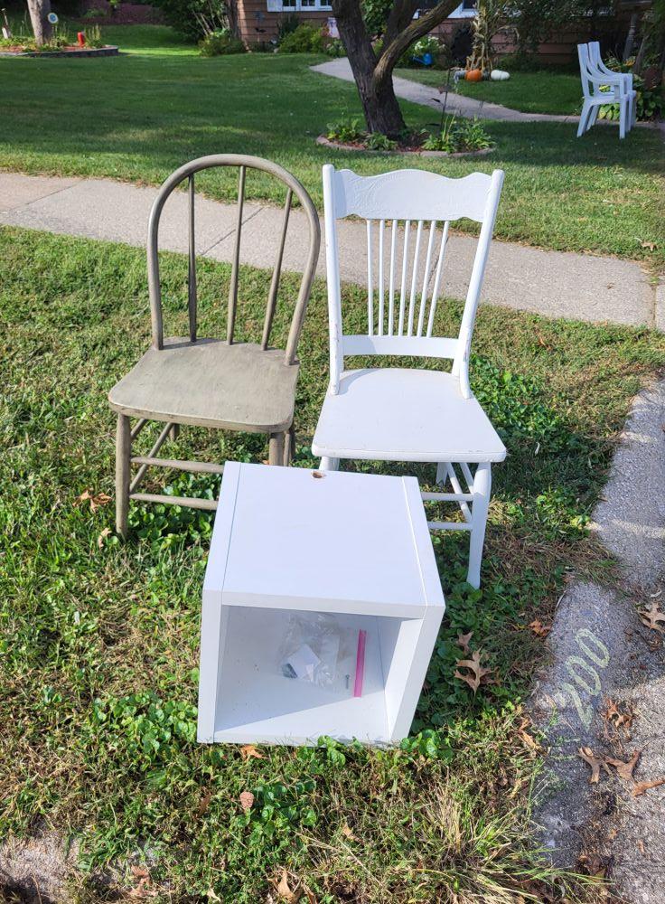 Free on curb 200 Crombie Place!!