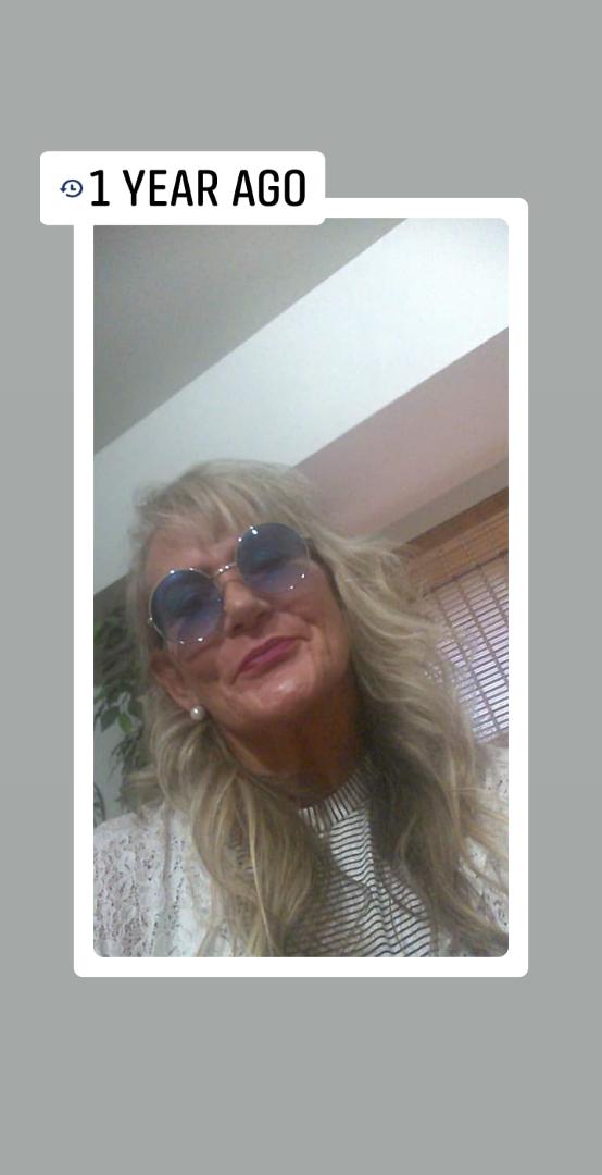 Lisa Lancaster's album, Mobile uploads