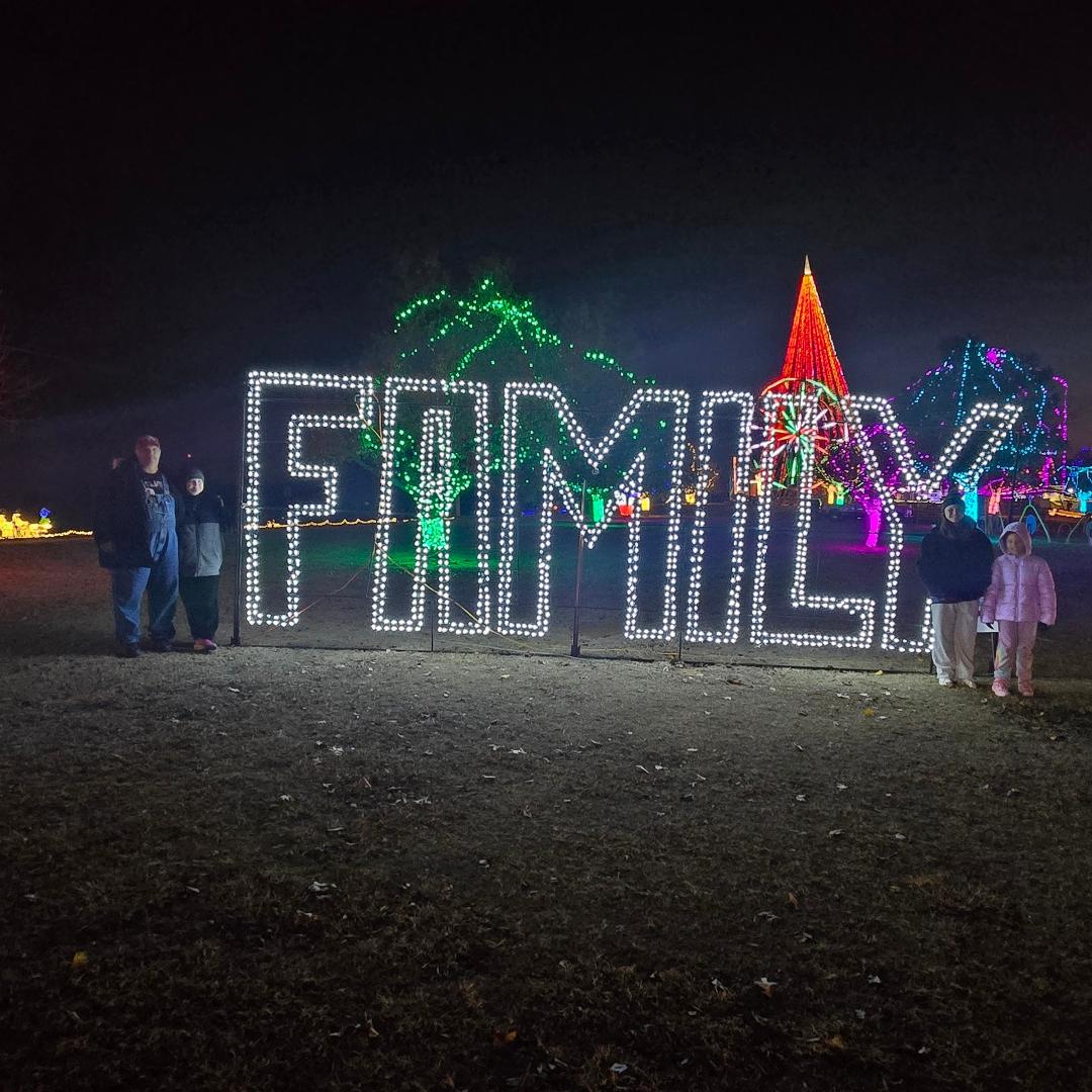 David Morrison's album, Chickasha family Christmas lights