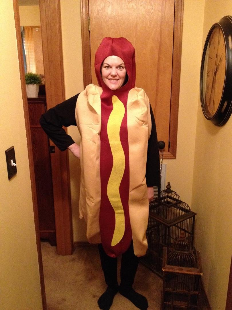 Hot dog... Get ur hot dog!!! Lol ready for Halloween!!!