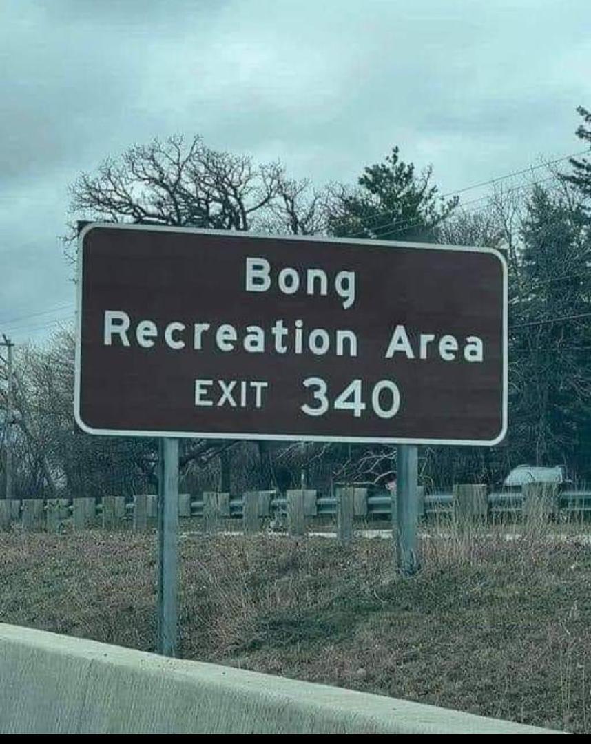 When visiting WI a few years back, I stopped and took this same pic (for some reason😎)...
