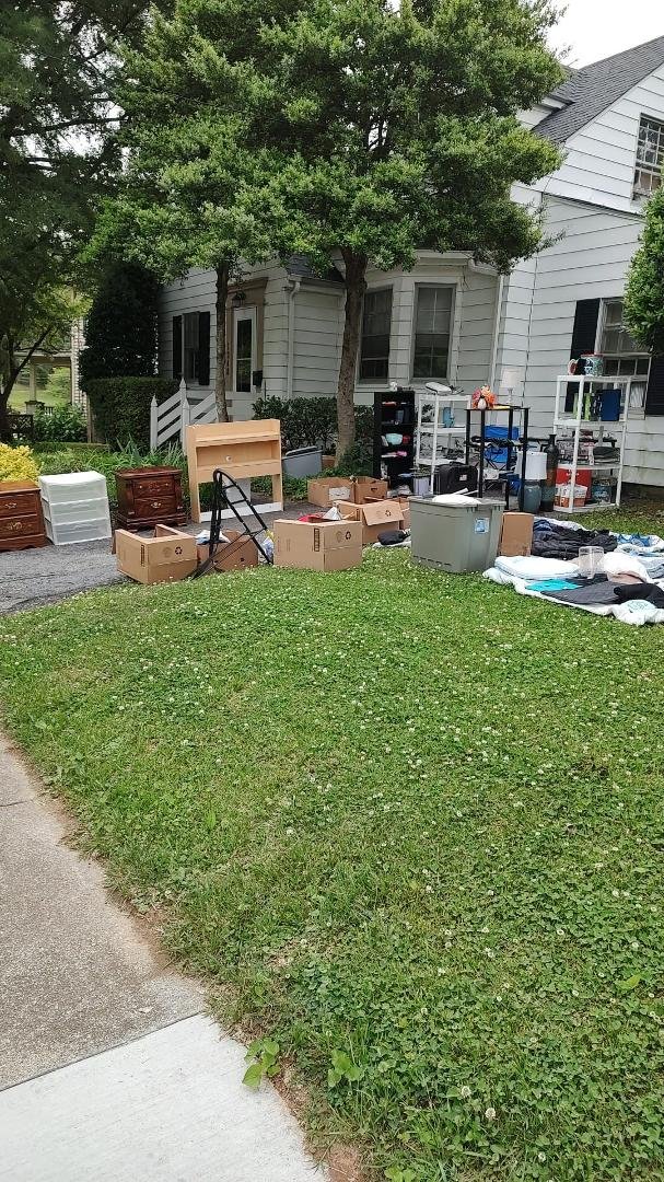 Having a yard sale today!! I live on Hamilton Ave Sw!! Tell your friends and family!!!