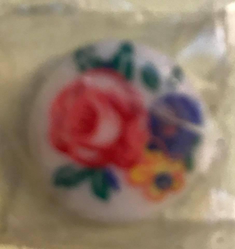 Sandra Trice Barkley - yes I remember these buttons. I had 2 pairs of bell bottom jeans with them on them. I saved the rest but lord only knows where they are. Probably with my birth certificate, Rudy's keys and every blast