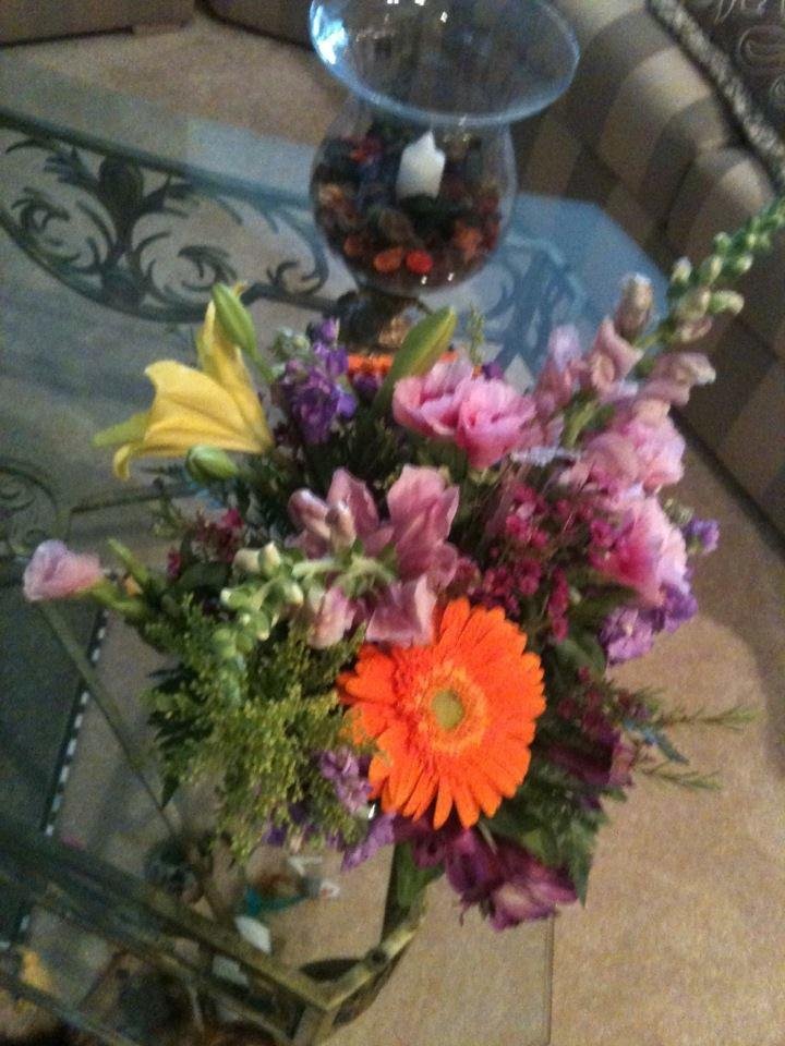 More flowers from my wonderful church friends at Destiny Worship Center!  My kitty Angel had to give approval? Ha ha ha.  No worry she only sniffed them  thank you all for you prayers and loving Support!