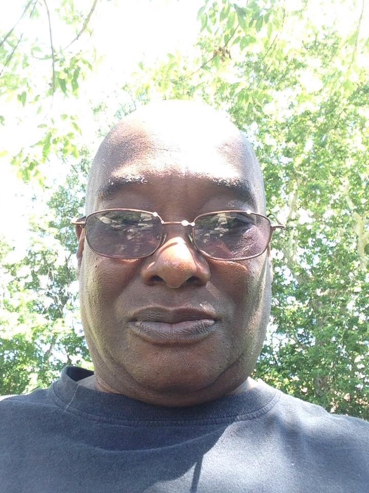 Good morning everyone I hope you all are enjoying this great day the Lord has given us I'm in church flow I hope everyone have an amazing day and remember to always thank God