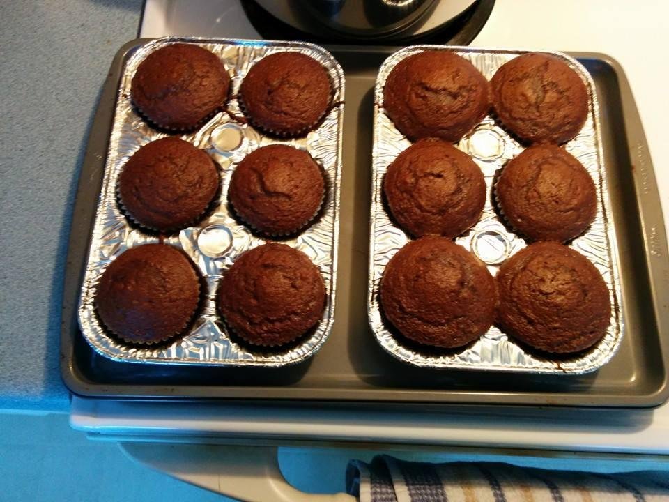 First time making cup cakes by myself. Don't they look good:)