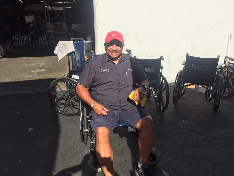 Ha ha ha !   Everybody thinks I'm working my butt off on my Birthday.   The first part of the morning I was out testing wheelchairs just in case the old age wants to kick in !!