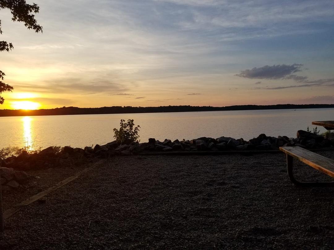 So peaceful with a nice breeze. Love the NC side of this lake