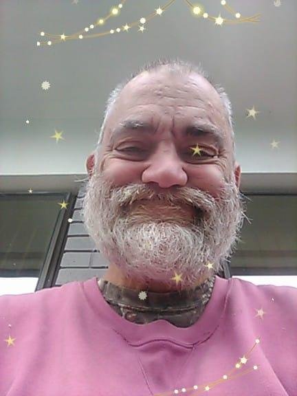 Hey guys 56 yo I Marble Hill Missouri and getting ready for neck surgery will be on 24/7 for 2-3 weeks got no one to keep me company and would appreciate a new friend to help me through with visits please I pray for a reply