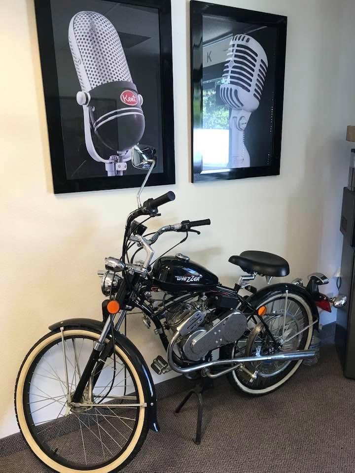 2003 Whizzer motor bike- street legal- please make offer- anything over $ 1,100.00 will be accepted.