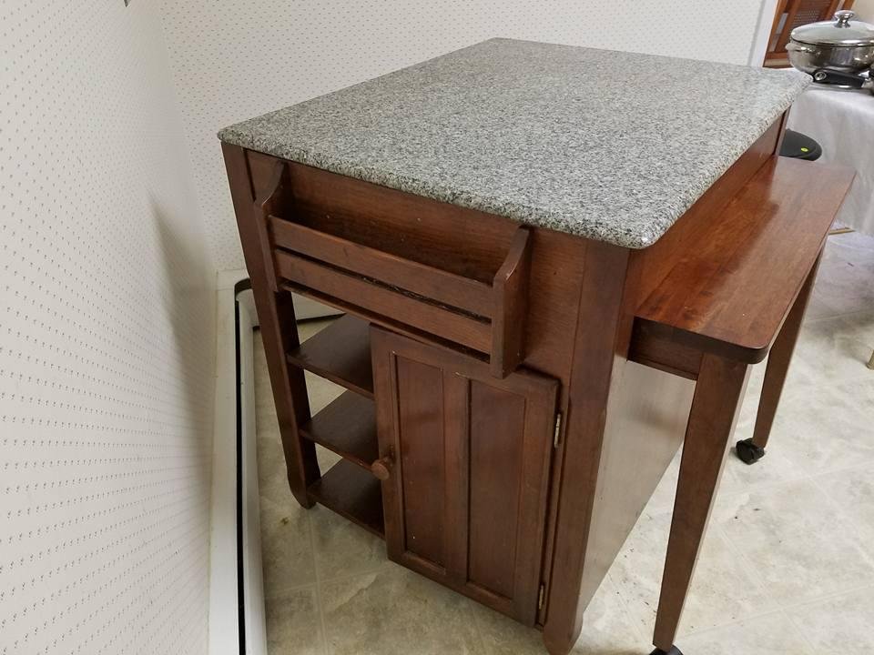 Beautiful kitchens Island only $75