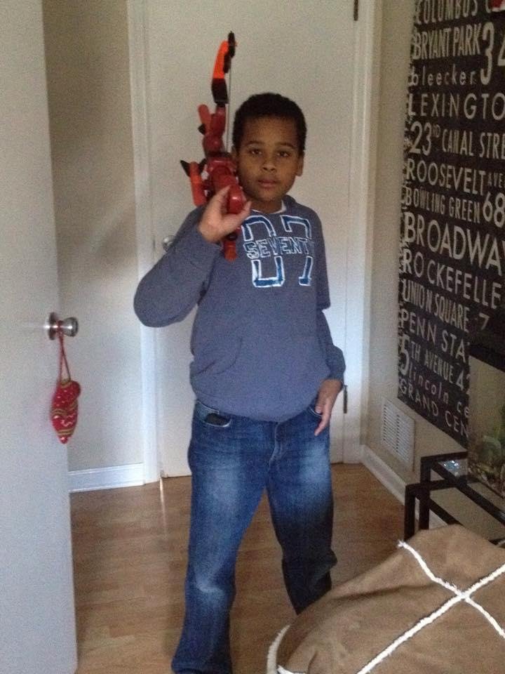 My boy on guard at 11 !