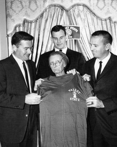 Basketball Coach Jerry Ball, Frank Nordyke and Valley State Football Coach Sam Winningham pose with actress Irene Ryan from the Beverly Hillbillies. I have no idea what the circumstances of this photo were. Maybe Frank ca