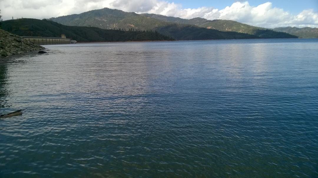 Shasta lake from Fishermen's Point. 20.5 feet from top.