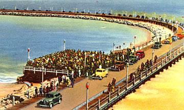 Rainbow Pier at its best!! What a shame they didn't keep; this landmark somehow.