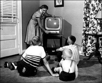 Is it just me or does it look like she has an evil look to her eyes that says,"now we will watch Alfred Hitchcock"