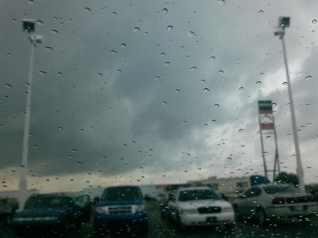 After driving almost 2000 miles with the weather man threatening us with severe weather, and flash flood warnings,we finally got some rain....a LITTLE rain