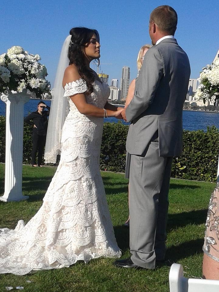Thank you Amanda Felix & Stephen for having us there to share  your special day, you made such beautiful bride, you dress was absolutely stunning.!!