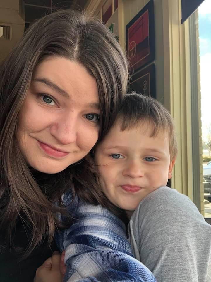 Enjoying lunch with these two awesome people ♥️