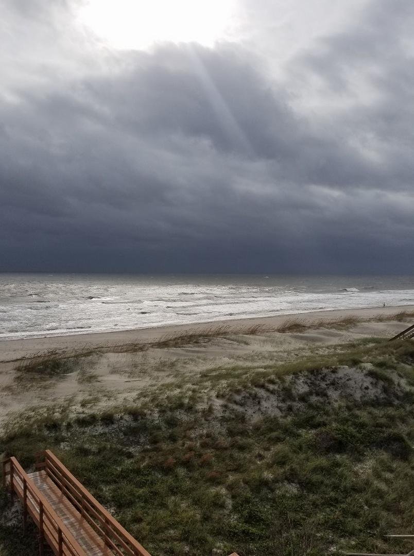 beautiful...but not a good day for an ocean swim