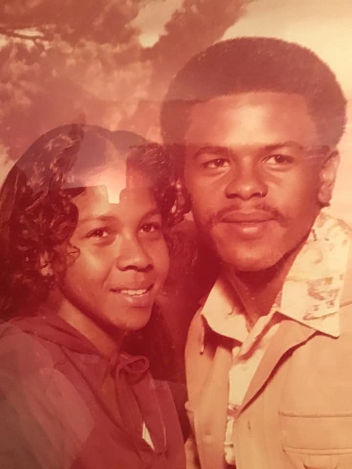 Mary Banks' album, Mobile Uploads