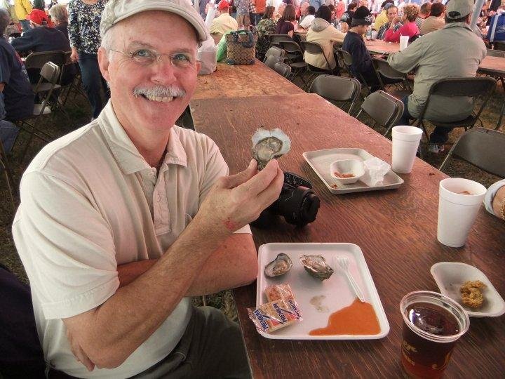 Mike said the oysters were great....fresh off the boat. I wouldn't know though.....yuck!