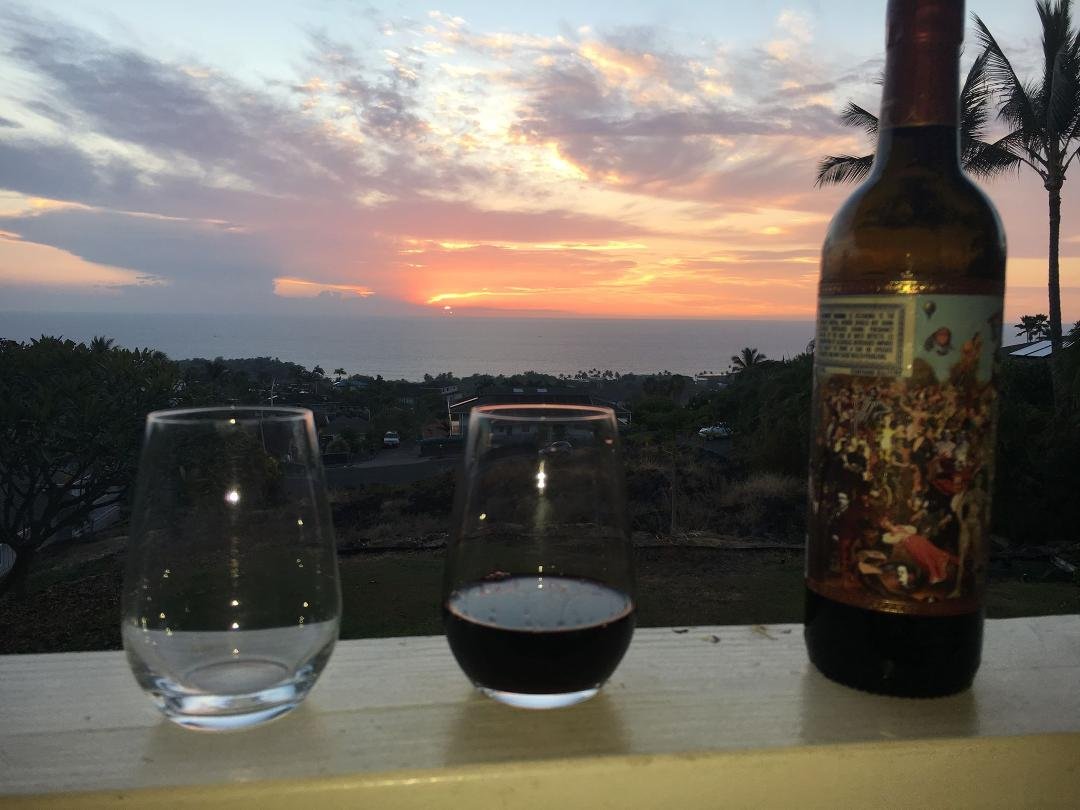 Celebrating 10 years this evening of my one-way here to Kona, December 1st 2006.
The wine is a 2013 "Freak Show" Cabernet.
I'm sure I'll be able to kill it.