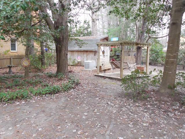 Carol Davanay's album, 8 Cromwell Court, Newport News, VA