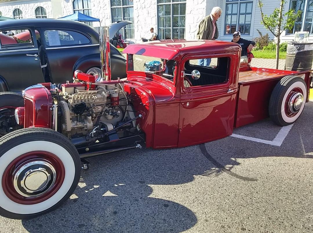 Coolest rod in the show.