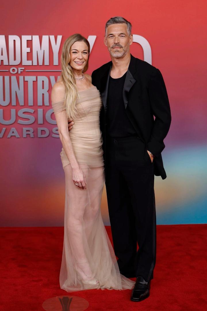 😍😍😍😍 Damn they look good! Fine as wine!!l