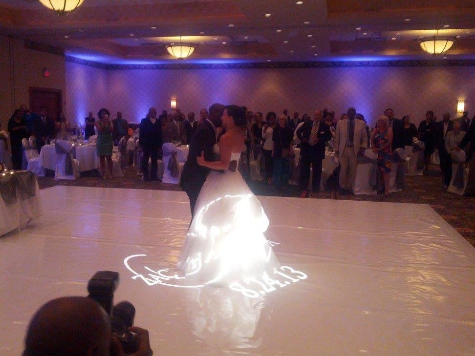 Elegance! My cousin just got married!! I'm glad for him!!