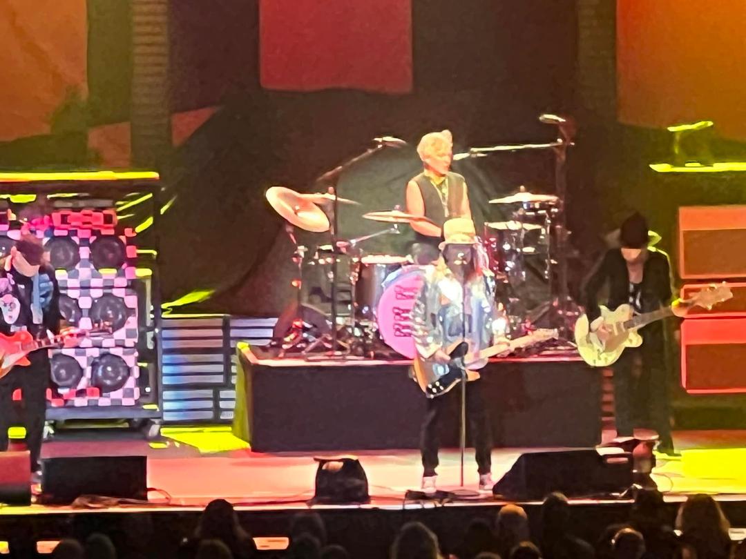 At REO Spoedwagon and Cheap Trick with Jim, HEIKO, Heather, and the High Sheriff Carmine Marceno. Frank Galeana was. Spotted as well. The Sheriff especially liked Chesp Tricks “Dream Police.