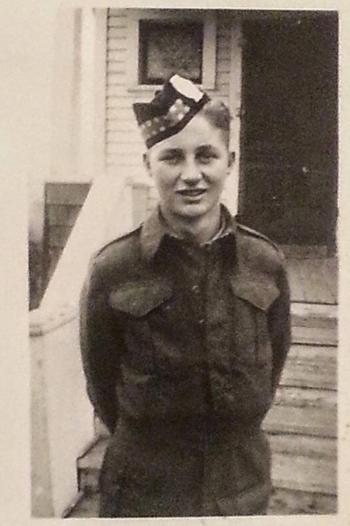 Henry William "Sonny" Lester was my mother's cousin. While he didn't die on 6 June, 1944 (30 September, actually), I thought it nevertheless appropriate to share this today.
http://www.veterans.gc.ca/eng/remembrance/memo