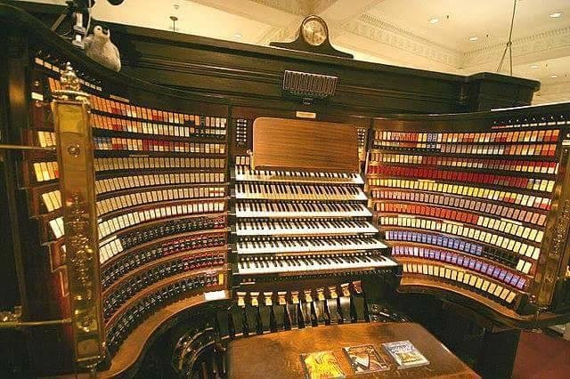 Now this is a real man's organ!!!