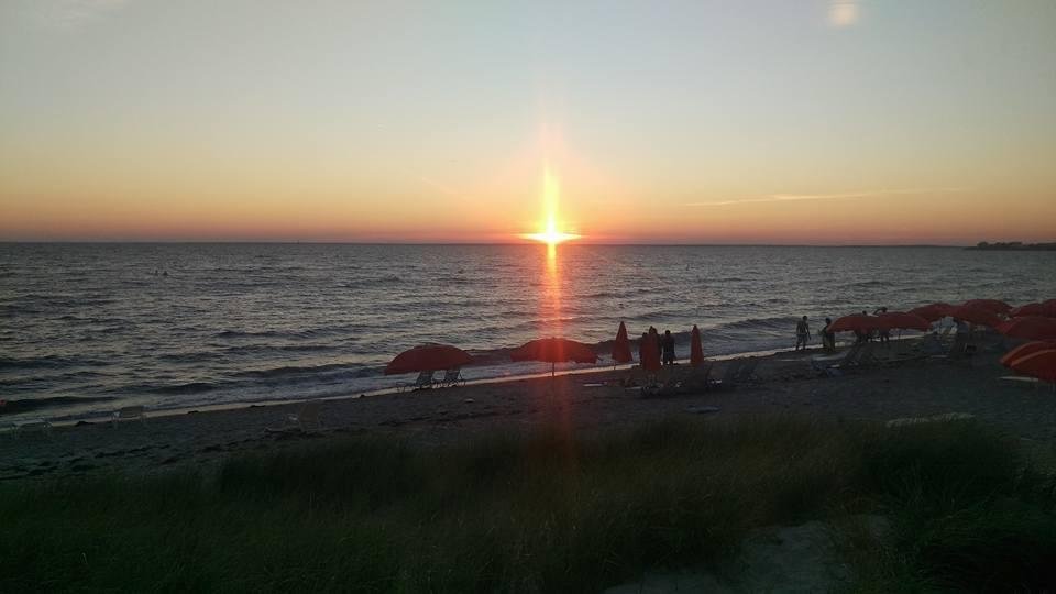 I'm blind now staring at the sun to get the picture.