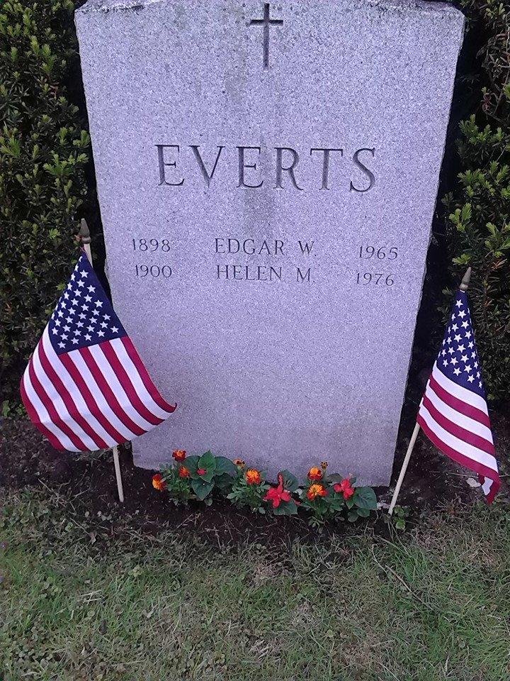 Grandpa and Bonnie Everts!! Ily
