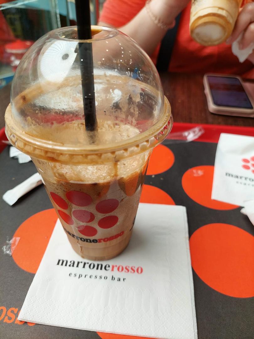 Excellent ice cream Frappe !