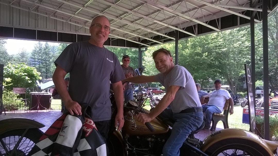 Dale came right out of the Wheels Through Time museum in Maggie Valley to greet me and talk about my RC51.  Thanks Dale for your great friendliness and incredible motorcycle knowledge.  Love the museum that runs!!!!!!!   Se